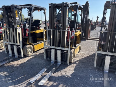 2022 Yale ERC050VGN48TE085 4950 lb Elektrogabelstapler (Inoperable)