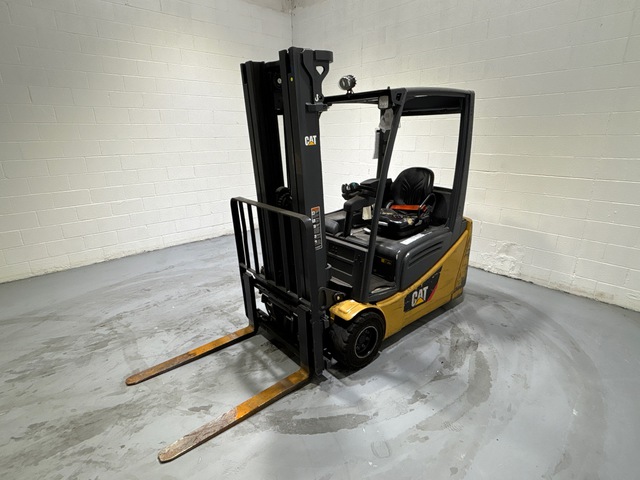 2019 Cat MH 2ET3500 3550 lb Electric Forklift