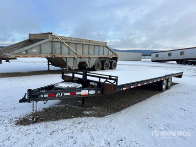 2011 PJ Trailers F8262 26 ft T/A Flatbed Trailer