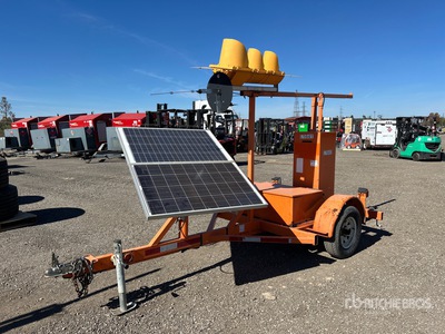 2013 N AMERICA RCF3.4 Solar Traffic Light