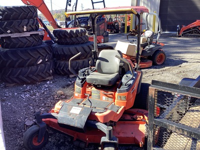 2013 Kubota ZD331 Zero-Turn Lawn Mower