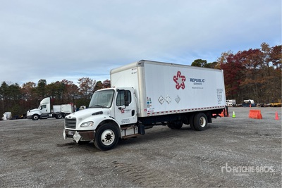 2015 Freightliner M2 106 4x2 Van Truck