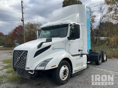2019 Volvo VNL CNG 6x4 T/A Day Cab Truck Tractor (Inoperable)