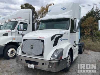 2016 Volvo VNL CNG 6x4 Tracteur routier