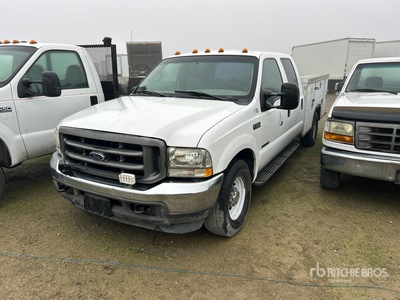 2002 Ford F-350 4x2 Crew Cab Utiliteits vrachtwagen