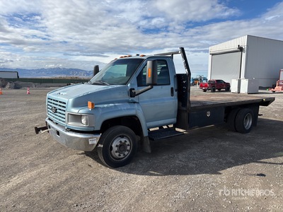 2006 Chevrolet C4500 4x2 Flatbed Truck
