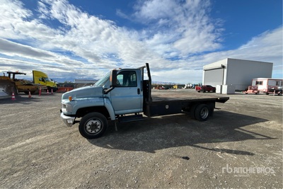 2006 Chevrolet C4500 4x2 Flatbed Truck
