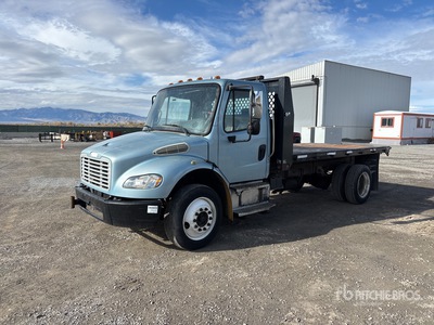 2006 Freightliner M2 106 4x2 Flatbed Truck