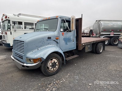 1999 International 4700 4x2 Flatbed Truck (Inoperable)