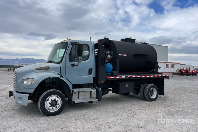 B Rite Trucks Seal-Rite on 2011 Freightliner M2 106 4x2 Asphalt Distributor Truck ...
