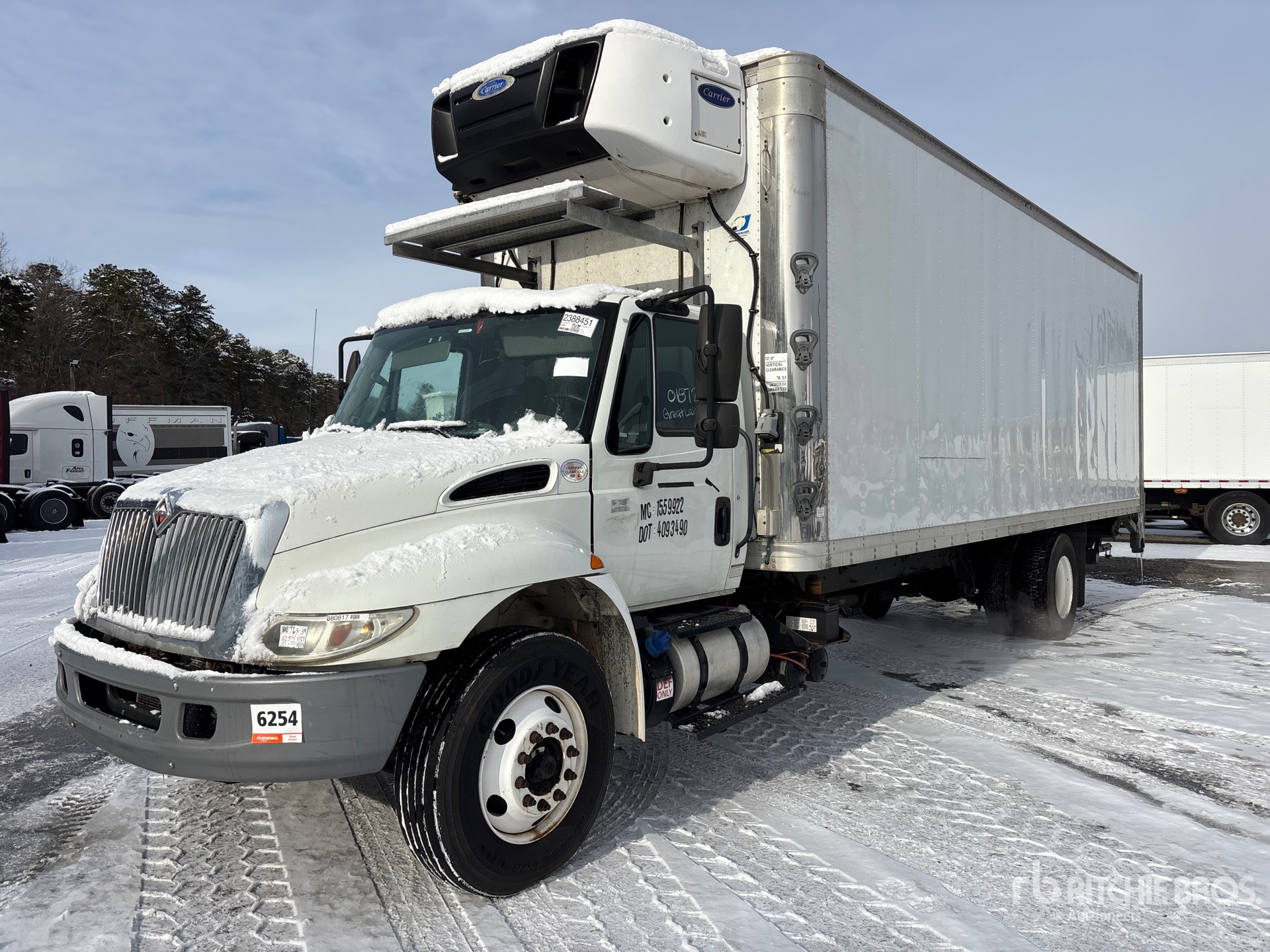 2016 International 4300 4x2 Refrigerated Truck