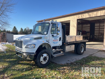 2007 Freightliner M2106 4x2 Flatbed Truck