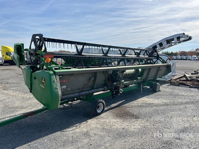 John Deere 625F Tête de moissonneuse-batteuse