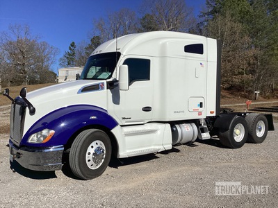 2019 Kenworth T680 6x4 Tracteur routier couchette