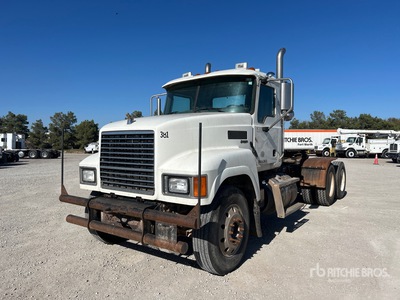 2012 Mack CHU613 6x4 T/A Dagcabine Trekker