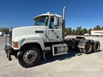 2012 Mack CHU613 6x4 T/A Dagcabine Trekker