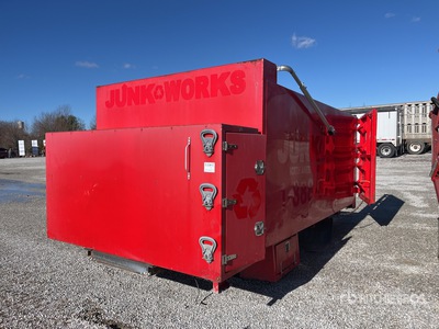 Commander Industries 28538 12 ft 6 in x 7 ft 11 in x 5 ft 2 in, utility box