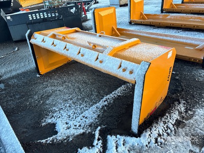 2025 ProTech SP07 7 ft Poussoir à neige - Fits Skid Steer Loader (Unused)