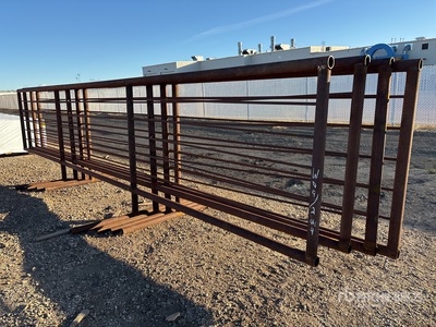 Quantity of (4) 24 ft x 5 ft 6 in Free-Standing Livestock Panel