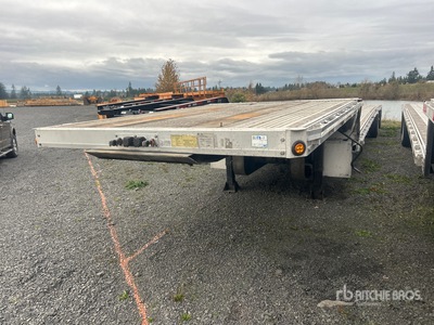 2012 Reitnouer 48 ft T/A Step Deck Trailer