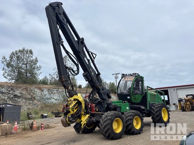2014 John Deere 1270E を見 Harvester