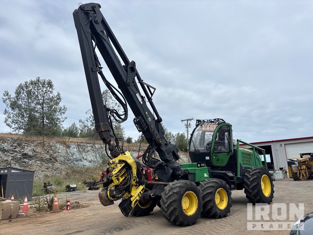 2014 John Deere 1270E Wheel Harvester