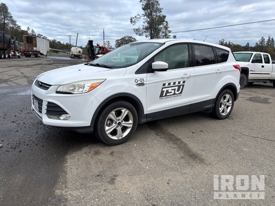 2016 Ford Escape SE 4WD سيارة رياضية متعددة الاستخدامات