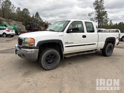 2007 GMC Sierra 2500HD CI 4x4 Extended Cab بيك اب