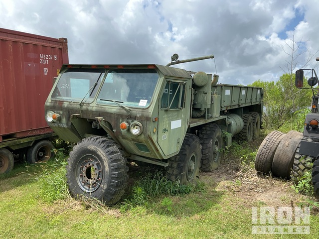 1988 Oshkosh M-977 HEMTT 8x8 Truck