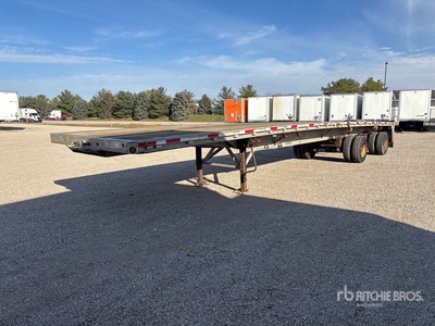 2001 Reitnouer 48 ft T/A Spread Axle Flatbed Trailer