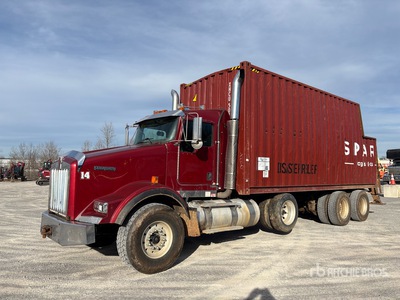 Hood Loaders & Slasher Equipment CO 7000 Articulated Boom on 2011 Kenworth T800 8x4 w/7000 Hood Loader Camion à Fèche