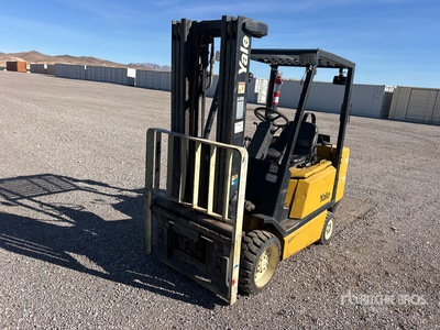Yale GLC060TFNUAE084 6000 lb Pneumatic Tire Forklift (Inoperable)