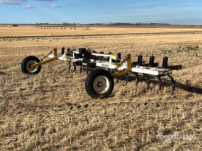 Kirchner 24 ft 9 in Ridger Attrezzatura per colture interfilari