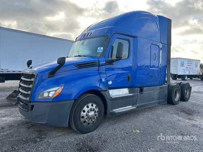 2020 Freightliner Cascadia 126 6x4 T/A Sleeper Truck Tractor (Inoperable)