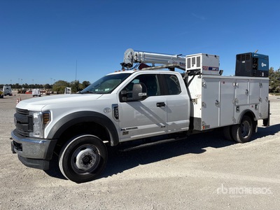 2019 Ford F-550 XL 4x4 Extended Cab Service Truck