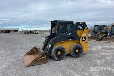 2020 John Deere 318G Chargeuse à direction à glissement