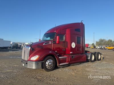 2019 Kenworth T680 6x4 3- Achs Sattelzugmaschine mit Schlafkabine