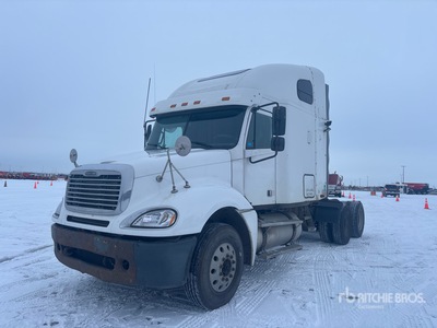 2006 Freightliner Columbia 120 6x4 T/A Sleeper Truck Tractor