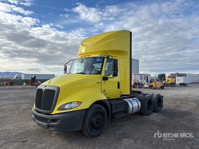 2020 International RH613 6x4 Cabeza Tractora Cabina Corta