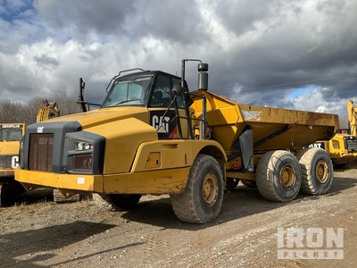2014 Cat 735B Articulated Dump Truck