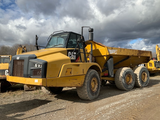 2014 Cat 735B Articulated Dump Truck