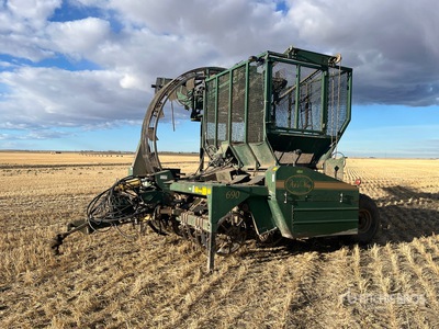 Art's Way 690 Pull Type Raccoglitrice per barbabietole