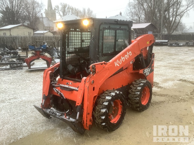 MINI CARGADOR SOBRE RUEDAS 2022 KUBOTA SSV65HC