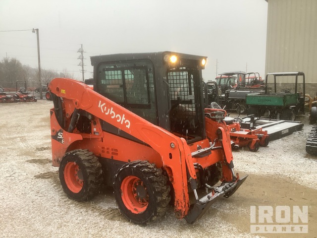 MINI CARGADOR SOBRE RUEDAS 2022 KUBOTA SSV65HC