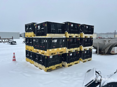 Quantity of (18) Gaylord Plastic Bulk Containers Divers Autres