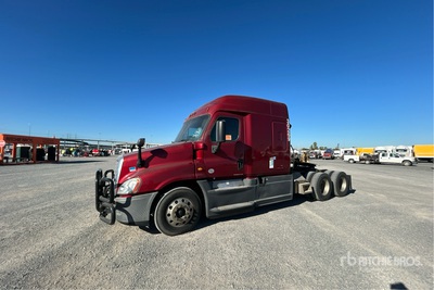 2017 Freightliner Cascadia 125 6x4 T/A Sleeper Truck Tractor