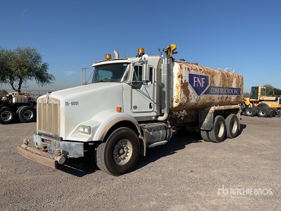 2015 Kenworth T800 6000 gal 6x4 Water Truck