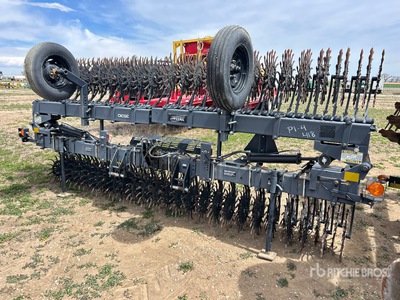2019 Yetter 3530 30 ft 8 in 3-Point Rotary Hoe