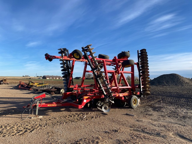 Sunflower 29 ft Tandem Disc