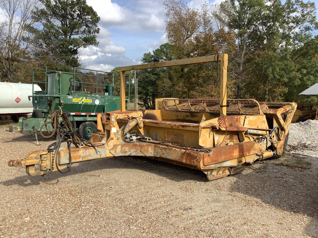 2003 Reynolds 17CS12 4 Tire Hydraulic Pull Scraper 2003 Reynolds 17CS12 4 Tire Hydraulic Pull Scraper